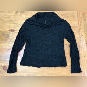 Peter O. Mahler Black Crinkle Ruched Cowl Neck Long Sleeve Top Textured